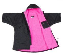Dryrobe Advance Kids Short Sleeve BLACK PINK -Outdoor Gear Sale 0000 KidsSSSBlackPink 37a12c09 00b3 4f04 9c9f 94c0a0979a23 2024x2024 1