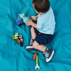 Klean Kanteen Kids Sippy Cup 335ml - Beach Bum -Outdoor Gear Sale 2019 K12CSIPPY BB BoyWithToys sippy bottle lifestyle c6e55fe8 df0a 4d84 913e 1ea4c2529bea