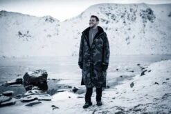 Dryrobe Advance Long Sleeve Black Camouflage - RECYCLED -Outdoor Gear Sale 3F1A32342048 2024x2024 bbaddffc 7d54 49c3 a48c 4563154ccd63