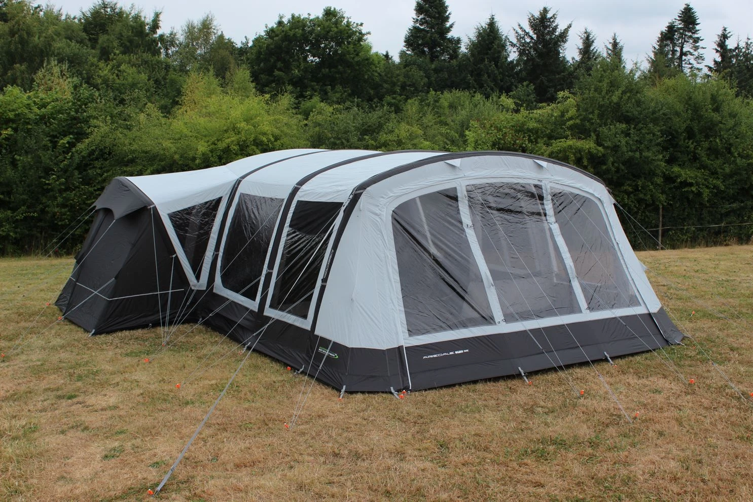 Outdoor Revolution Airedale 7.0SE Air Tent (2023) Including Footprint & Lounge Liner 1 Outdoor Revolution Airedale 7.0SE Air Tent (2023) Including Footprint & Lounge Liner