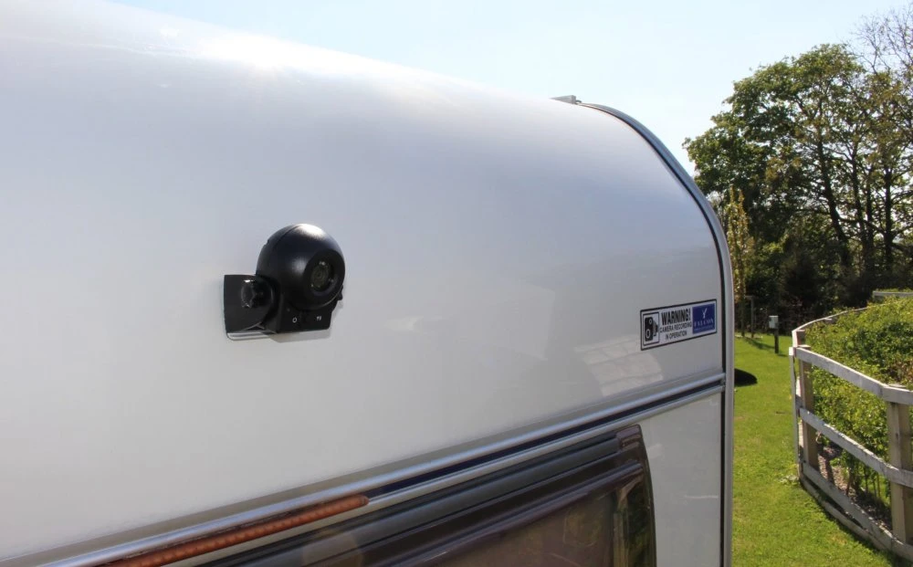 Falcon Magnetic Wireless Rear View Camera System 3 Falcon Magnetic Wireless Rear View Camera System - Image 3