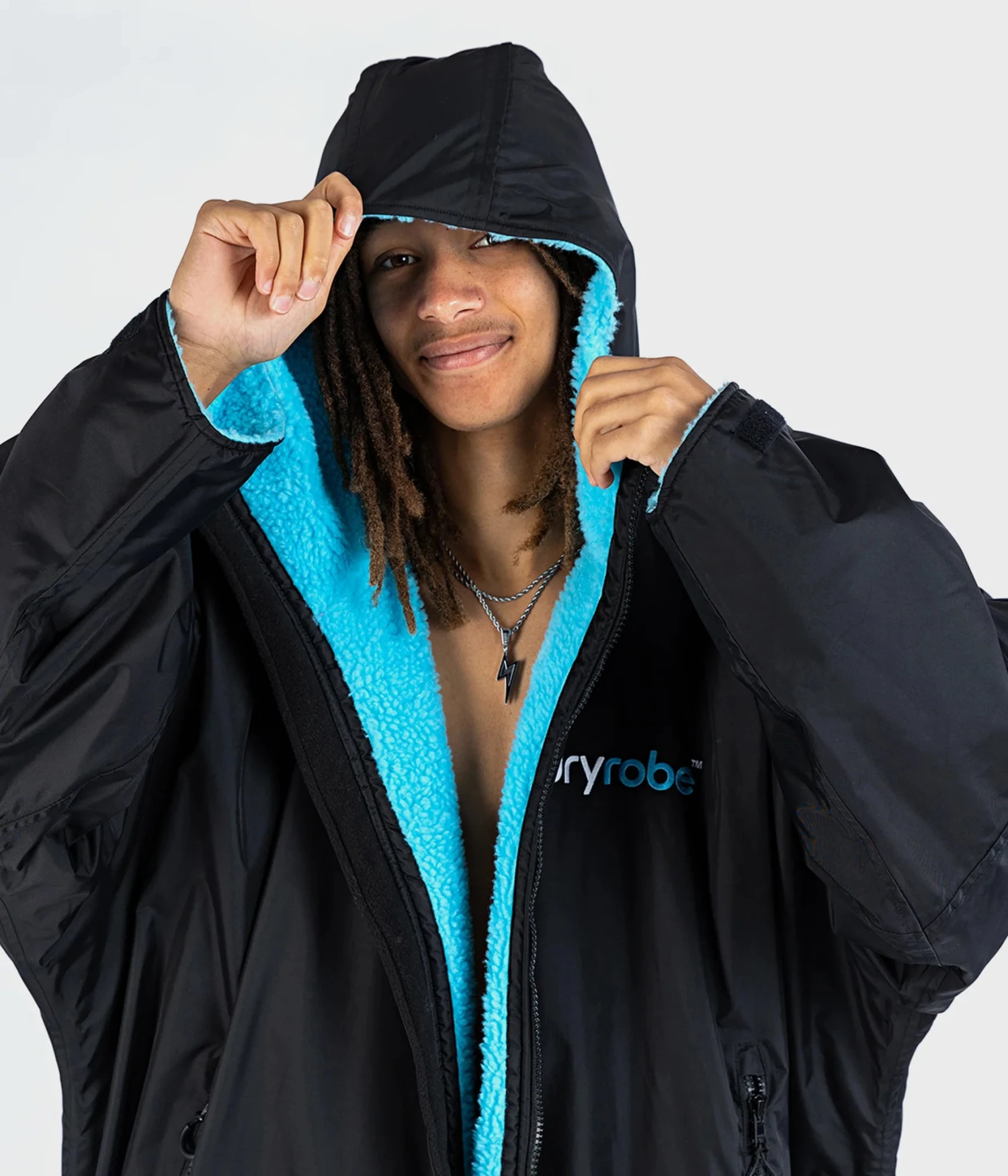 Dryrobe Advance Long Sleeve BLACK BLUE - RECYCLED 3 Dryrobe Advance Long Sleeve BLACK BLUE - RECYCLED - Image 3