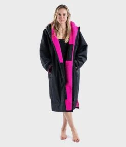 Dryrobe Advance Long Sleeve BLACK PINK - RECYCLED -Outdoor Gear Sale Black Pink 3 2024x2024 2748d319 6cbc 499a ada4 9cc4853d27a9