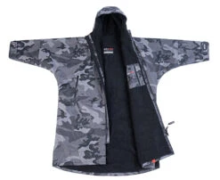 Dryrobe Advance Long Sleeve Black Camouflage - RECYCLED -Outdoor Gear Sale CAMO BLK M 009 2024x2024 2bb410f2 421e 4376 86a9 46b6ec7e47df