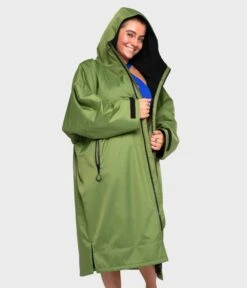 Dryrobe Advance Long Sleeve FOREST GREEN BLACK - RECYCLED -Outdoor Gear Sale Forest Green 4 2024x2024 2894eea2 dc20 4c3e 9cc9 d97c66075a41