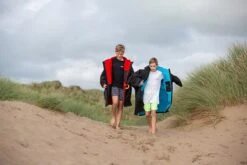 Dryrobe Advance Kids Long Sleeve BLACK BLUE - RECYCLED 7 Dryrobe Advance Kids Long Sleeve BLACK BLUE - RECYCLED -Outdoor Gear Sale KIDS BEACH DRYROBE 050 2024x2024 e0a6ab22 aa1e 41da ae76 3de2d6fc0fc8