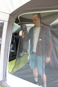 Outdoor Revolution Movelite T4E PC LOW Drive Away Awning -Outdoor Gear Sale MoveliteT4EPCinnermesh scaled