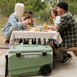 Igloo ECOCOOL Latitude 90 QT Roller Cooler 17 Igloo ECOCOOL Latitude 90 QT Roller Cooler -Outdoor Gear Sale ecocool latitude roller